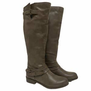 Madden Girl Caanyon Boots 6.5 M Chain Accent